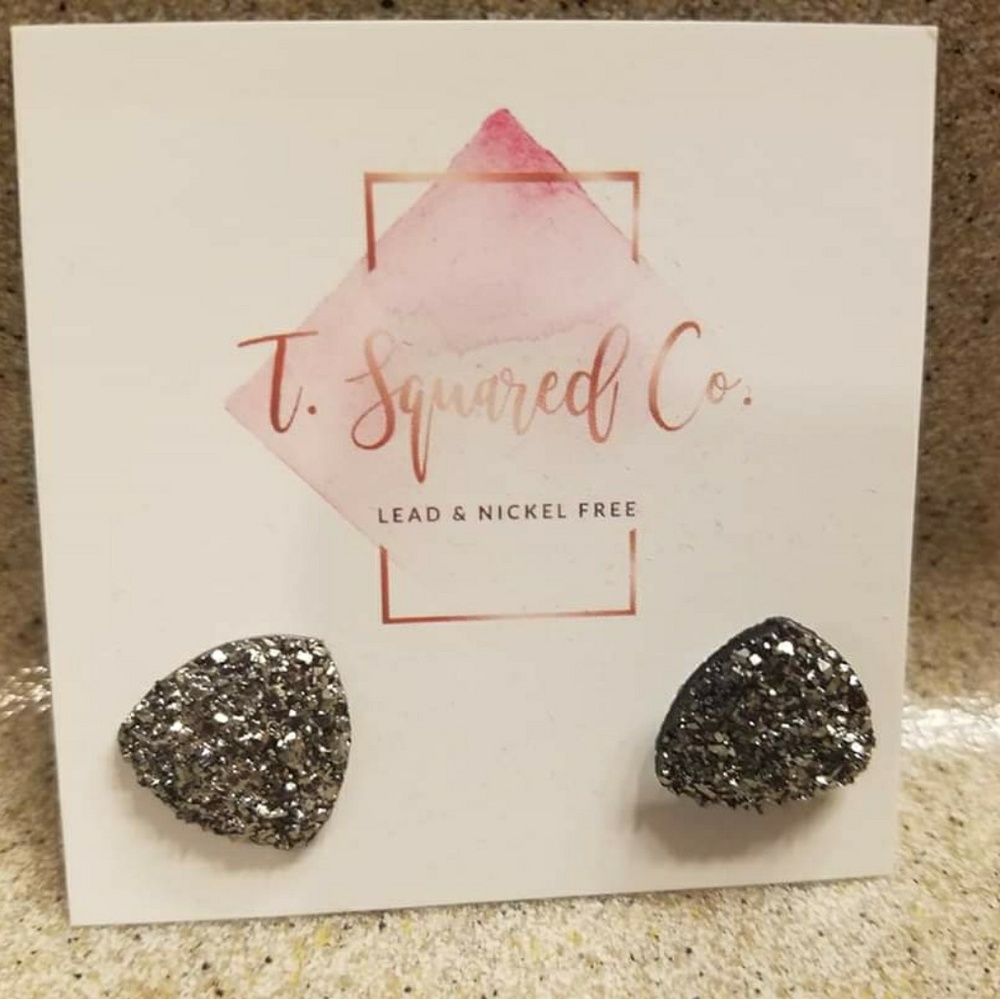 NeW!  Gunmetal earrings